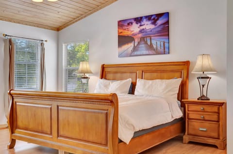 House | 5 bedrooms, high-speed internet