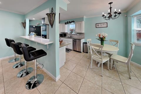 House (3 Bedrooms) | Property amenity
