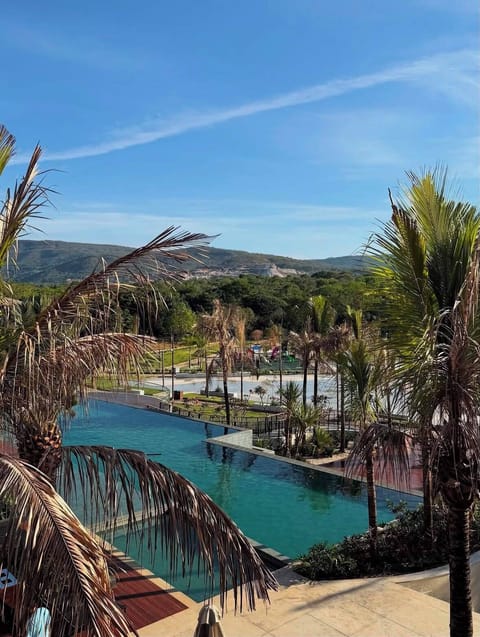 2 outdoor pools