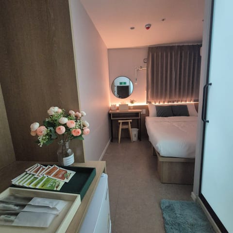 Deluxe Double Room, Private Bathroom | WiFi (free)