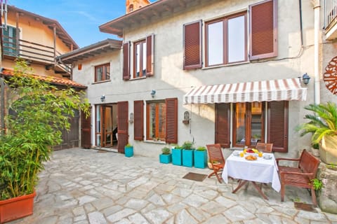 Standard House, 2 Bedrooms (The Place to Be, Outdoor dining) | Outdoor dining