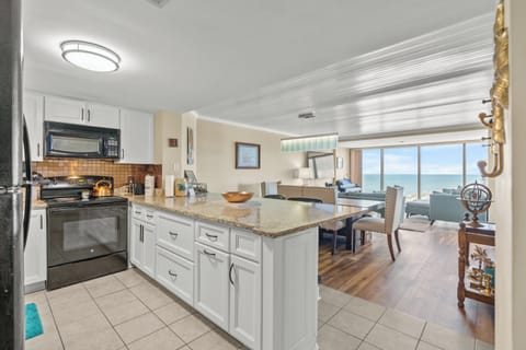 Condo, 3 Bedrooms, Ocean View (1201) | Private kitchen | Fridge, microwave, oven, stovetop