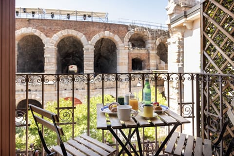 Apartment, 3 Bedrooms, Balcony, City View | Balcony