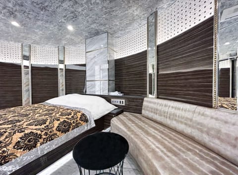Superior Double Room, Smoking | WiFi (free), bed sheets