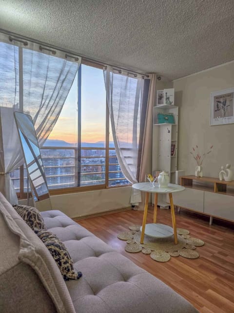 Classic Apartment, City View | Living area