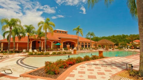 Basic Villa | Pool
