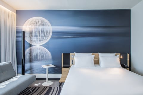 Hypo-allergenic bedding available, minibar, in-room safe, desk
