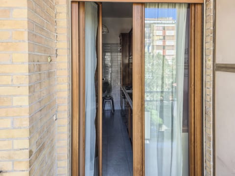 Apartment, Balcony, City View | Interior