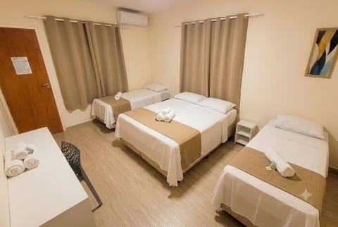 Quadruple Room | Desk, WiFi (free)