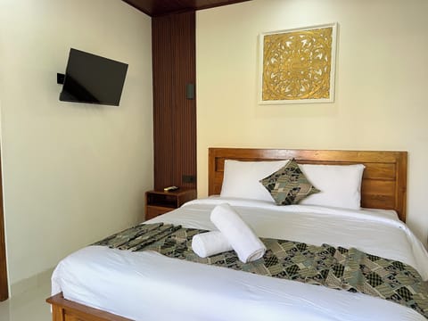 Deluxe Double Room, Park View | Desk, WiFi (free)