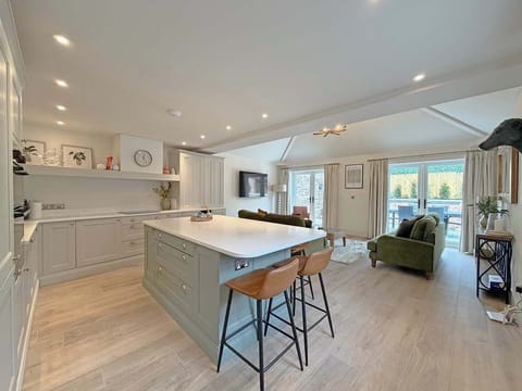 House | 3 bedrooms, high-speed internet