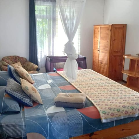 Comfort Triple Room | Laptop workspace, WiFi (free), individually decorated