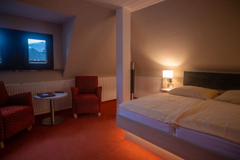 In-room safe, desk, soundproofing, free WiFi