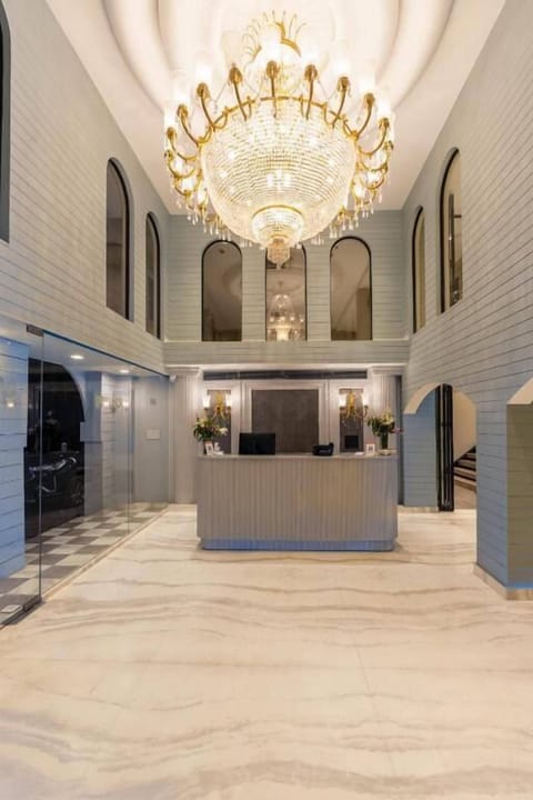 Premium Double Room, City View | Lobby
