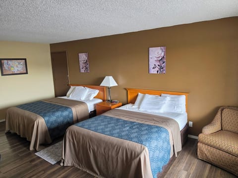 In-room safe, desk, laptop workspace, iron/ironing board
