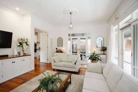 Apartment, 4 Bedrooms, Patio | Living area