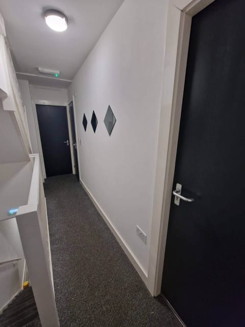 House, 6 Bedrooms | Interior