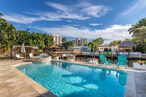 Deluxe House, Private Bathroom, Canal View | Outdoor pool | Outdoor pool, a heated pool, sun loungers