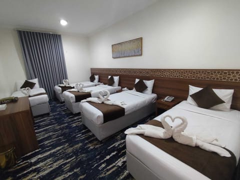 Quintuple Room | Bed sheets