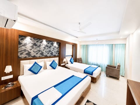 Superior Triple Room | Premium bedding, desk, laptop workspace, soundproofing