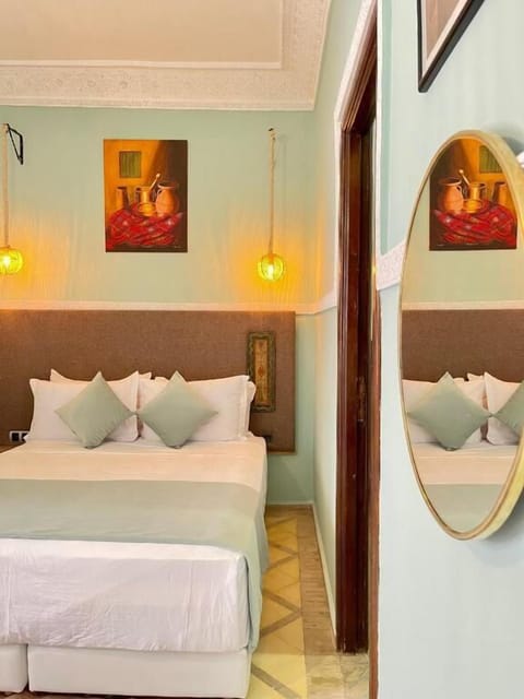 Junior Triple Room, Balcony, Courtyard View | In-room safe, iron/ironing board, WiFi (free)