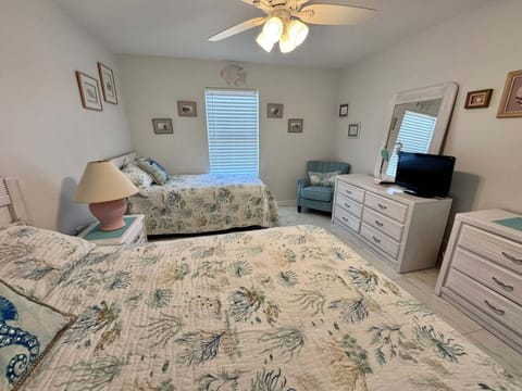 House, Multiple Beds (Summerchase 602) | 2 bedrooms, individually decorated, individually furnished, bed sheets