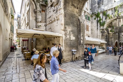 BBQ/picnic area