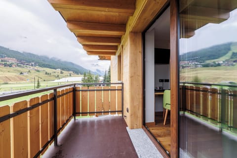 Classic Double Room, Balcony, Mountain View | In-room safe, desk, blackout drapes, soundproofing