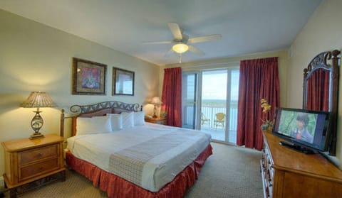 Condo, 1 Bedroom, Balcony | Room amenity