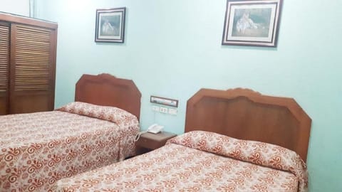 Standard Double Room | WiFi (free)