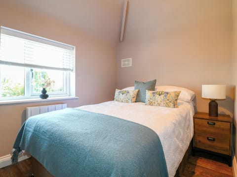 2 bedrooms, WiFi (free), individually decorated, individually furnished