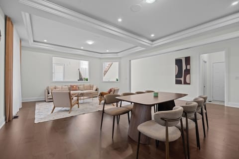 Luxury House, 4 Bedrooms, Garden View | Dining room