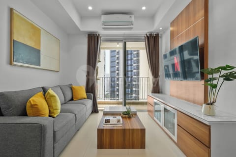 Apartment, 2 Bedrooms, Balcony, City View | Living area | 43-inch Smart TV with cable channels, Netflix, streaming services