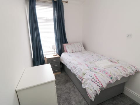6 bedrooms, WiFi (free), individually decorated, individually furnished