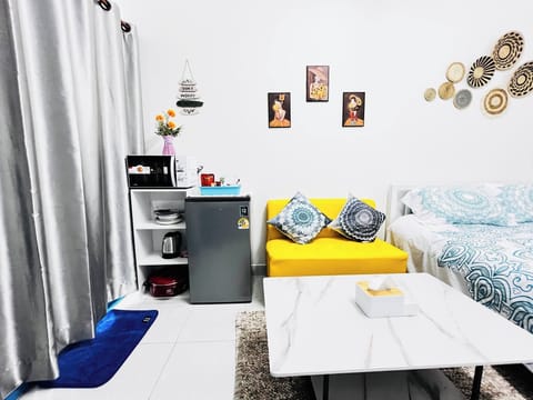 Room, 2 Bedrooms, Smoking | 2 bedrooms