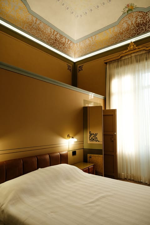 Luxury Double Room, Balcony | WiFi (free)