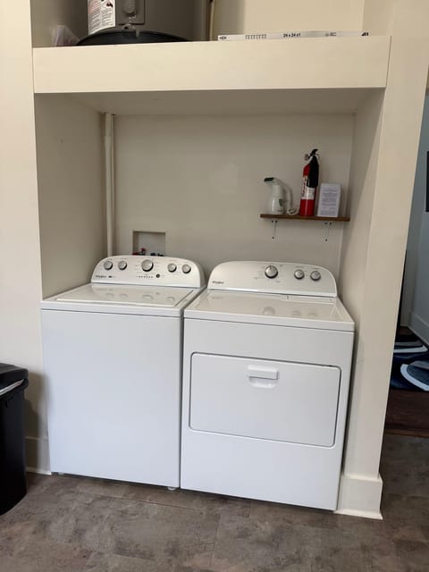 House | 3 bedrooms, high-speed internet