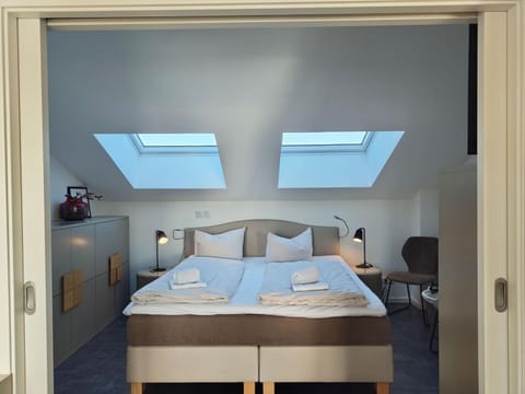 Apartment | 2 bedrooms, individually furnished, bed sheets