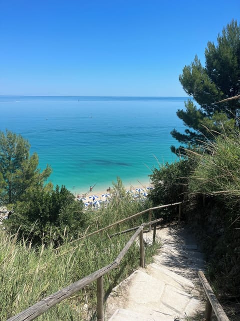 Luxury Double Room, Hill View | Beach | On the beach