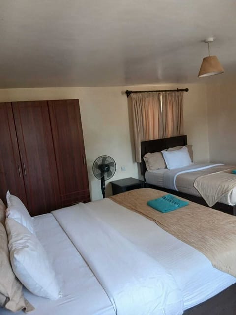 Standard Double Room, City View | Premium bedding, pillowtop beds, desk, laptop workspace