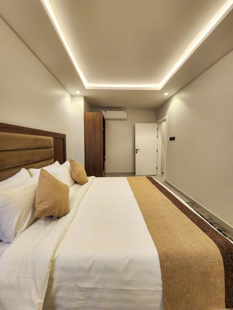 In-room safe, blackout drapes, iron/ironing board (on request)