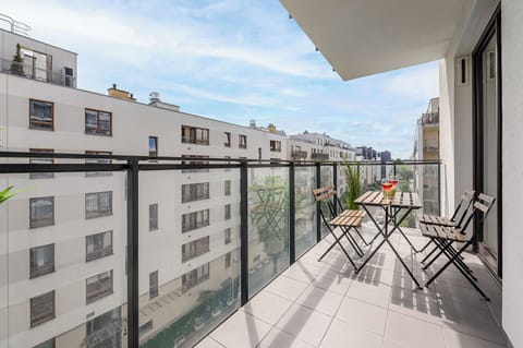 Superior Apartment, 2 Bedrooms, City View | Balcony