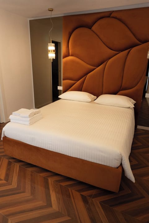 Luxury Studio Suite, City View | WiFi (free)