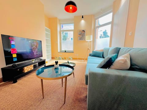 Apartment | Living area