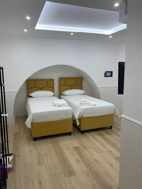 Double or Twin Room, Balcony, City View | In-room safe, soundproofing, iron/ironing board, WiFi (free)