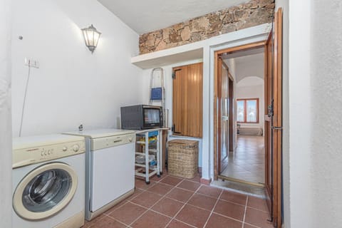 Family Apartment, 1 Bedroom, Microwave (Il Faro di Capo Ceraso) | Interior