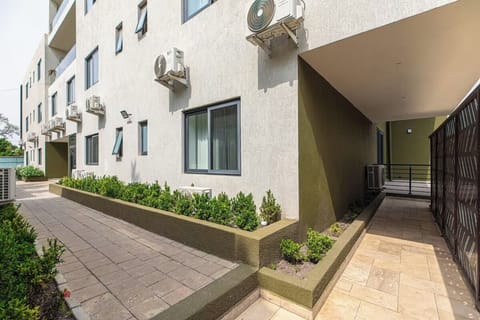 Deluxe Apartment, City View | Property grounds