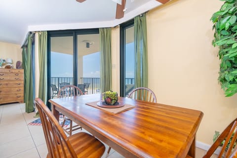 Condo, 1 Bedroom | Dining