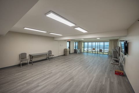 Condo, 1 Bedroom | Interior