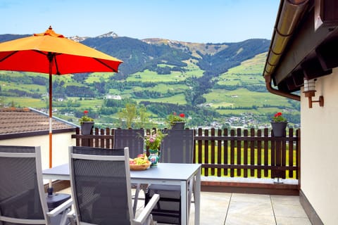 Panoramic Condo, 1 King Bed, Terrace, Valley View | Terrace/patio